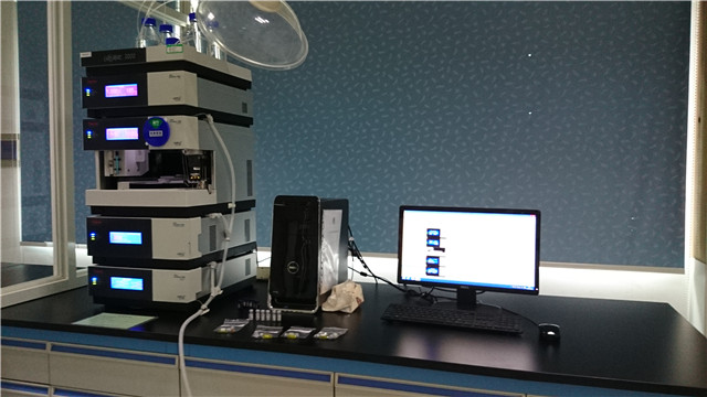 Liquid Chromatograph