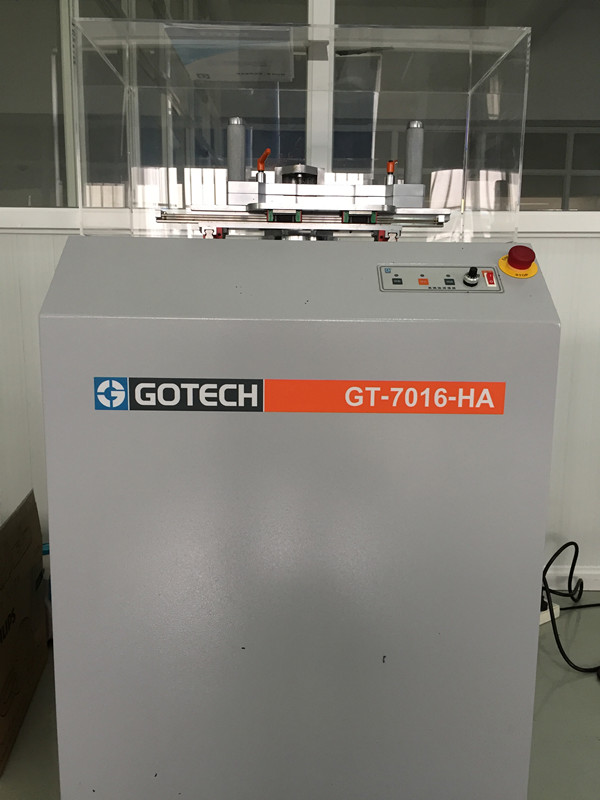 硬膠試片削成機